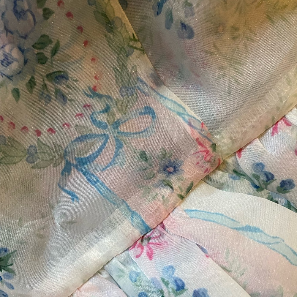 Selkie Puff Dress - Picture 2 of 4